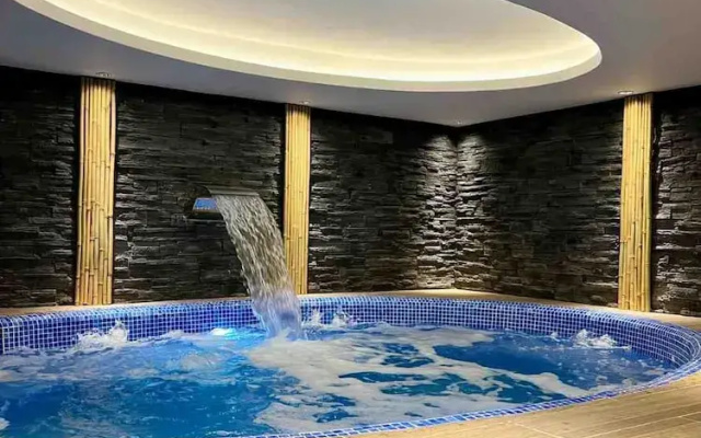 Golden Rose Hotel & Spa