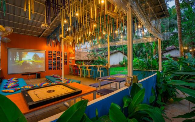 Gostops Goa, Calangute - Rooms & Dorms