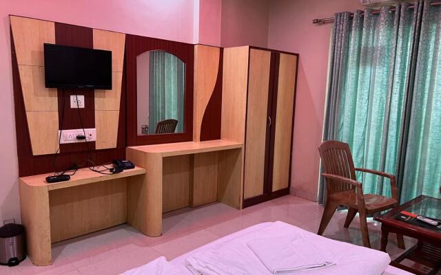 Hotel Lee Garden, Near Blue Flag Beach(500 Mtrs), Puri