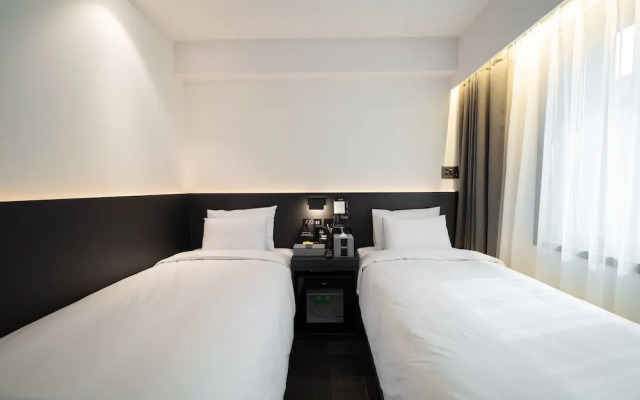 Moyen Hotel