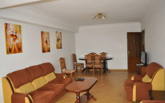 Отель Yerevan-sky