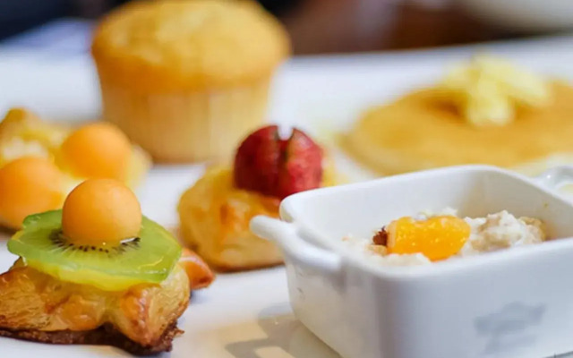 Holiday Inn & Suites Makati by IHG