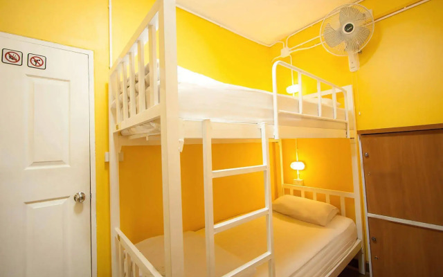 Thai Thai Hostel