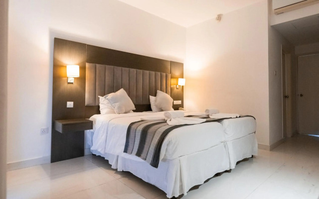 Napa Jay Hotel