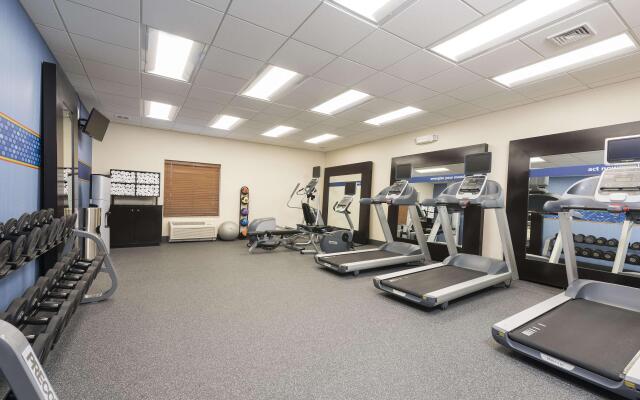 Hampton Inn & Suites Hartford-Manchester