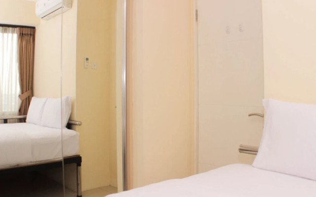 Nice And Comfy 2Br At Bassura City Apartment