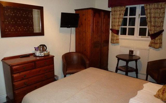 Blacksmiths Arms Inn