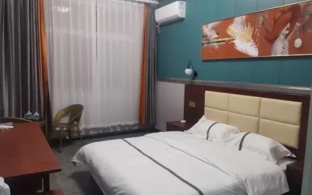 Kailai Business Homestay (Rongcheng Bus Station)