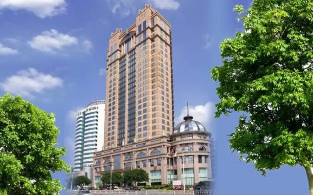 Ramada Plaza