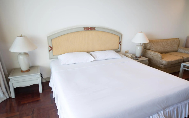 斯普林菲尔德海滩豪华公寓(Springfield Beach Deluxe Condo)