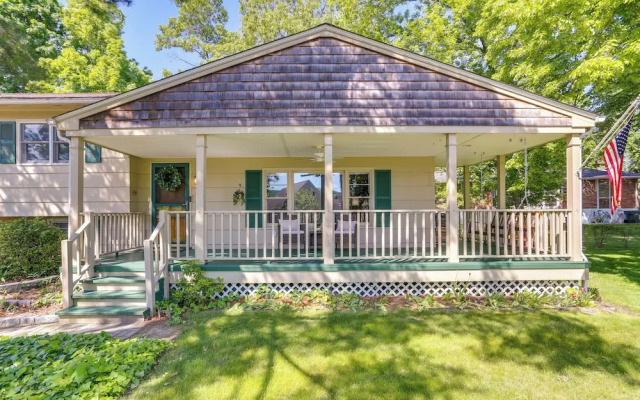 Charming Highland Falls Home < 2 Mi to West Point!