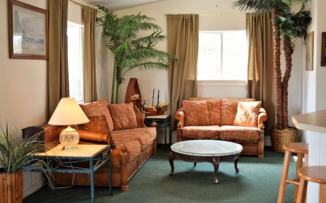 Beach House - Two Bedroom Home