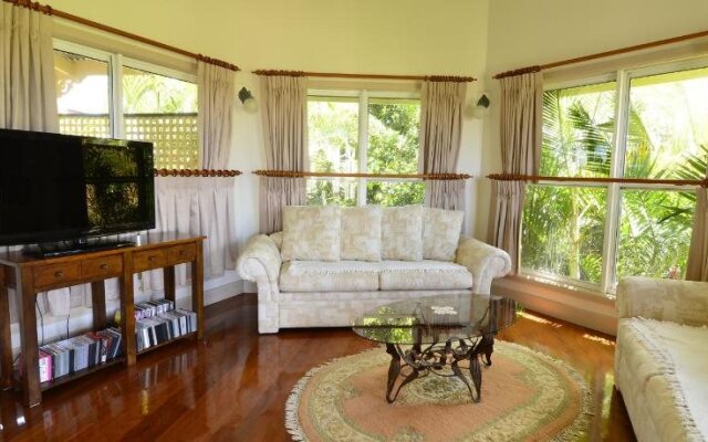 Rosevillehouse Bed & Breakfast