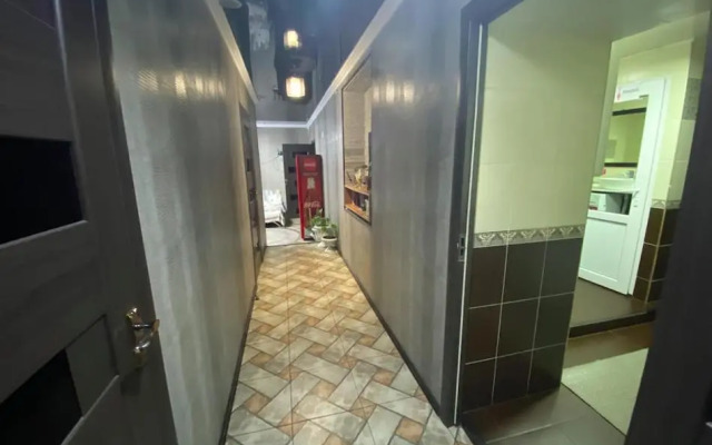 Dom Hostel