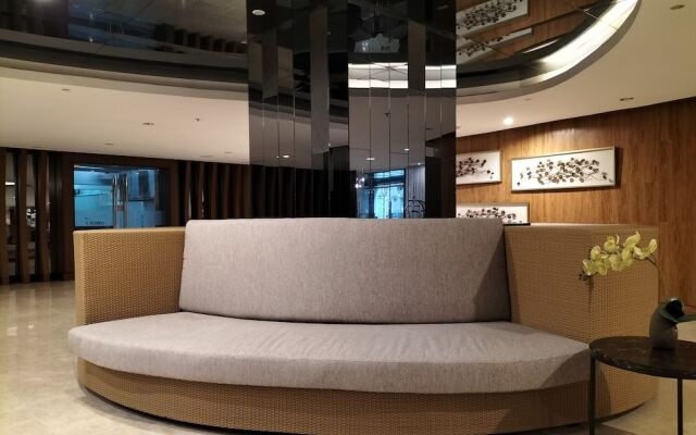 Shore2 Residences Tower2