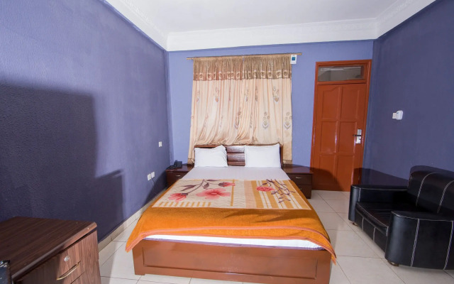 Pemicsa Hotel