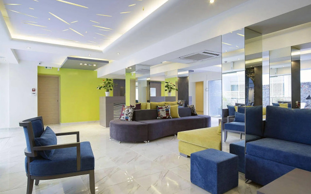 Mistral Bay Hotel