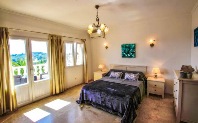 Fabya - Sea View Villa With Private Pool In Teulada