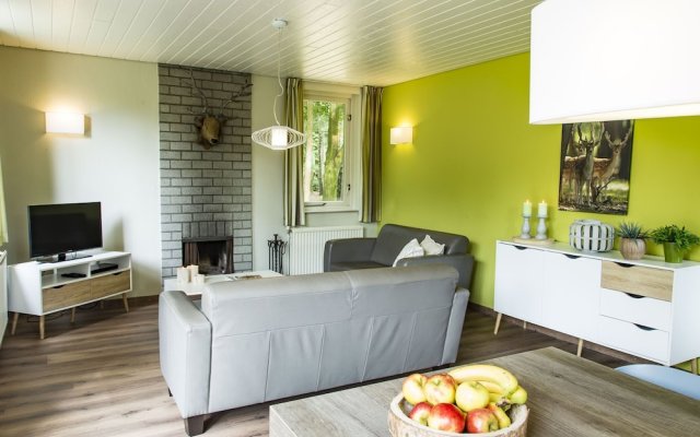 Garden-view Bungalow With a Fireplace, in the Veluwe