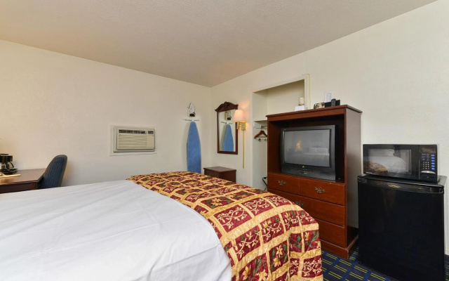 Americas Best Value Inn & Suites South Boston
