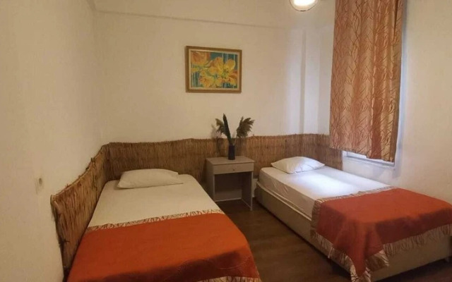Mert Hotel