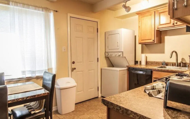 Cozy Richmond Two Bedroom