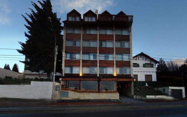 Hotel Espejo del Lago