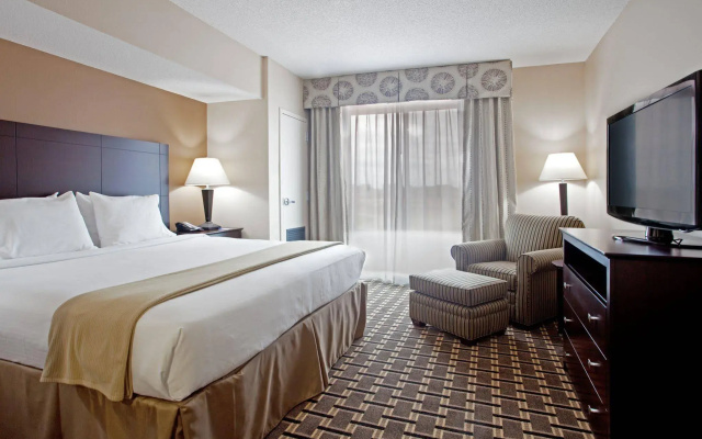 Holiday Inn Express Pembroke by IHG