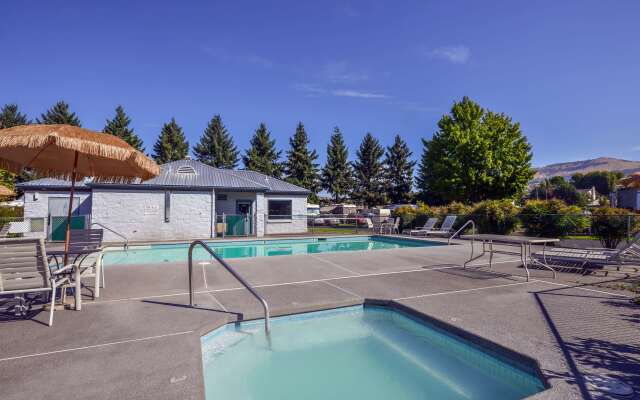 Americas Best Value Inn Phoenix Medford
