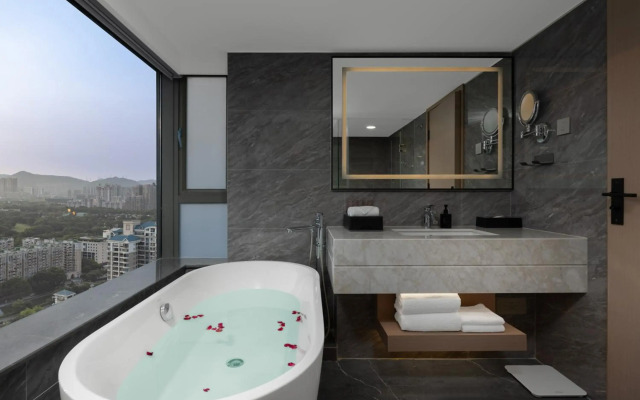 Sun Flower Hotel and Residence