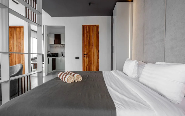 Sebelas Apartments by EVDEkimi