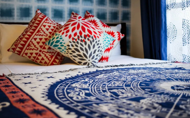 Grand Court Namba 402