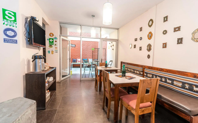 Wasi Airport Lima B&B