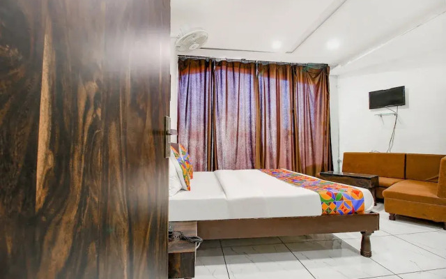 Hotel HTC By OYO Rooms