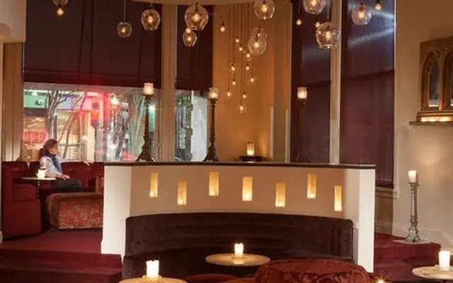 International House Hotel