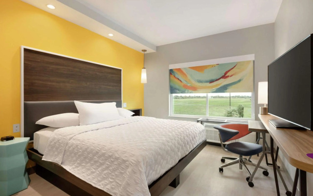 Tru by Hilton Houston Webster NASA