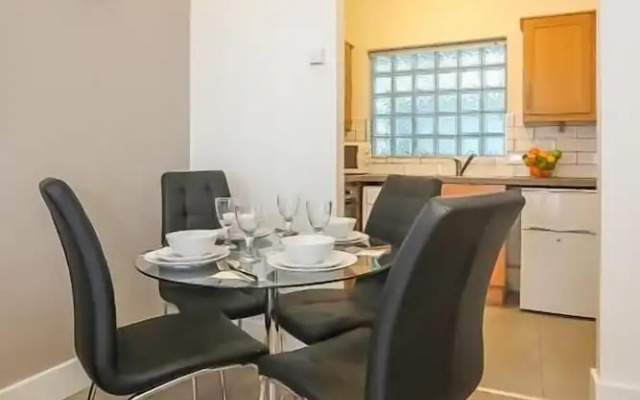 IFSC Townhouse Apartments