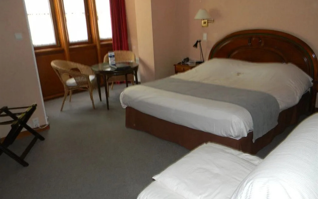 Best Western Hotel La Porte de France