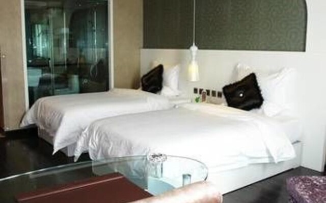 Zhongyue Shuijing Hotel