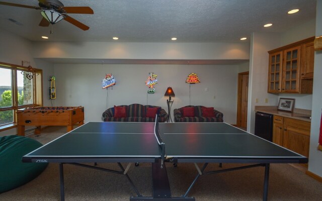 Amazing Overlook 3 Bedroom Townhome