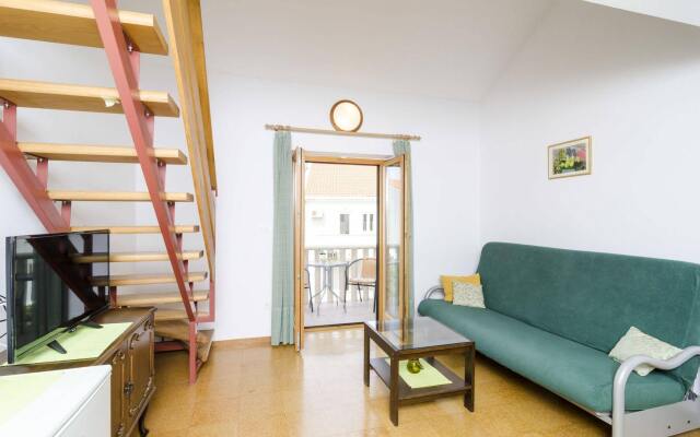 Cina Apartments