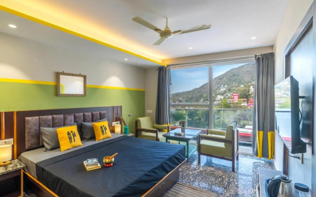 The Hosteller Rishikesh, Ganges