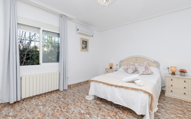 Fidalsa Grand White House