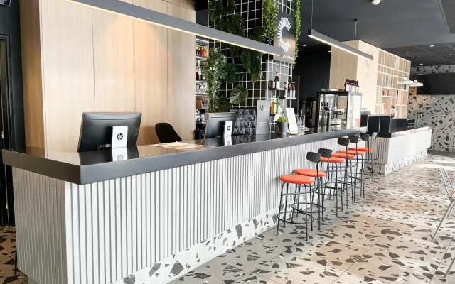 ibis Martigues