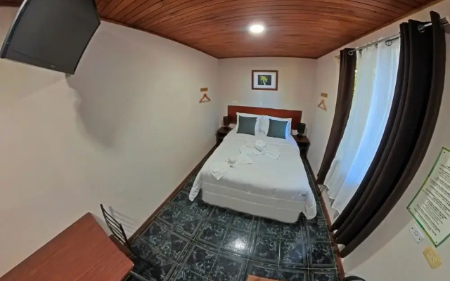 Casa Jungle Monteverde Bed & Breakfast
