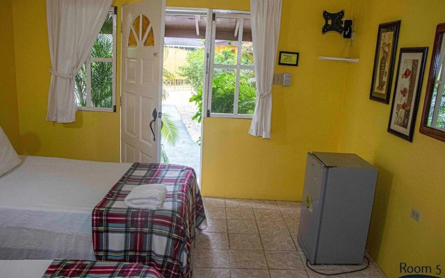 Momsplace Guesthouse