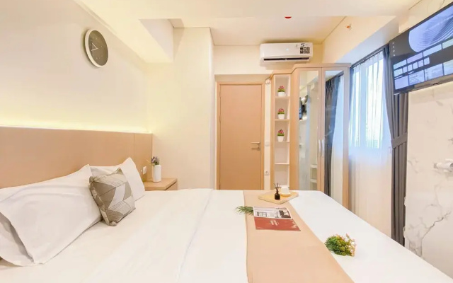 Simply Look Studio At Meikarta By Apartment Travelio