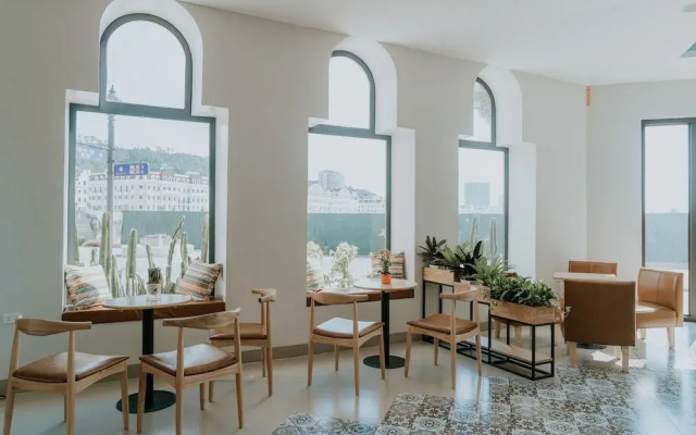Le Cactus Hotel Ha Long