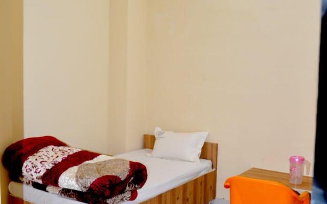 Santosh Hotel and Restaurant