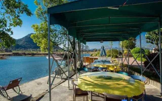 Qiubei Yangshui'an Lake View Homestay